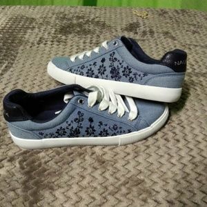 Nautica sneakers